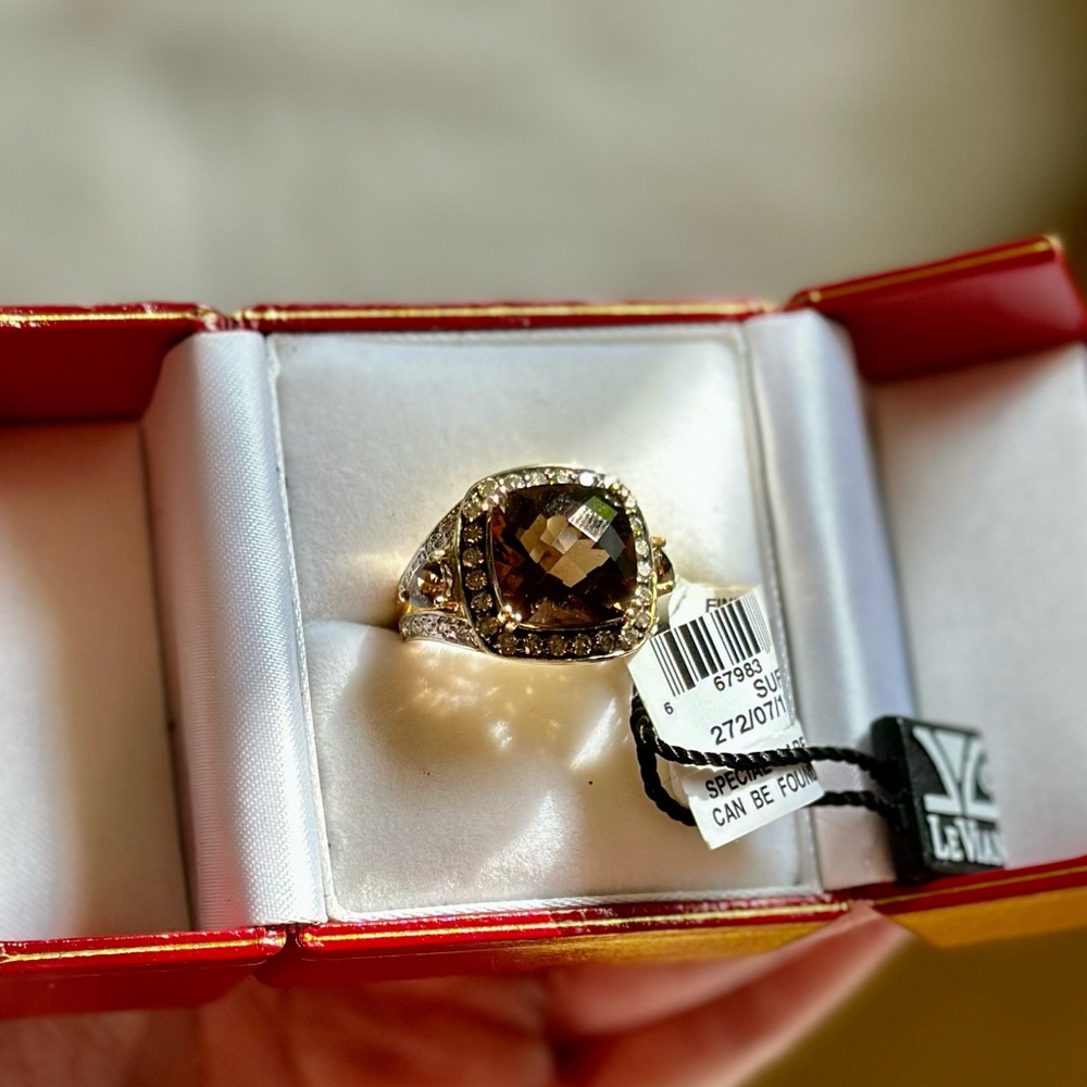 14k Gold LeVian ring